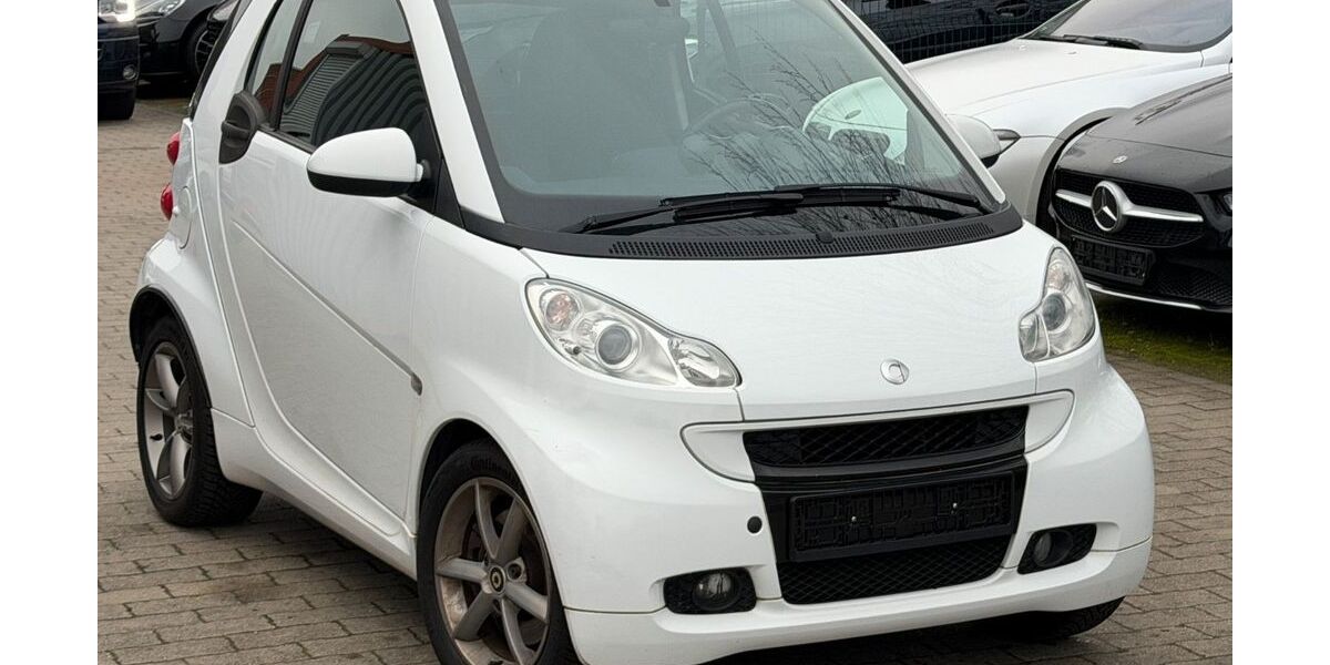 Smart ForTwo 133.700 km 7.990 &euro; Berlin 12043