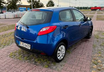 Mazda 2 115.000 km 2.799 &euro; Schönwalde-Glien 14621
