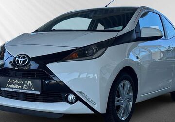 Toyota Aygo (X) 85.000 km 7.480 &euro; Berlin 13581