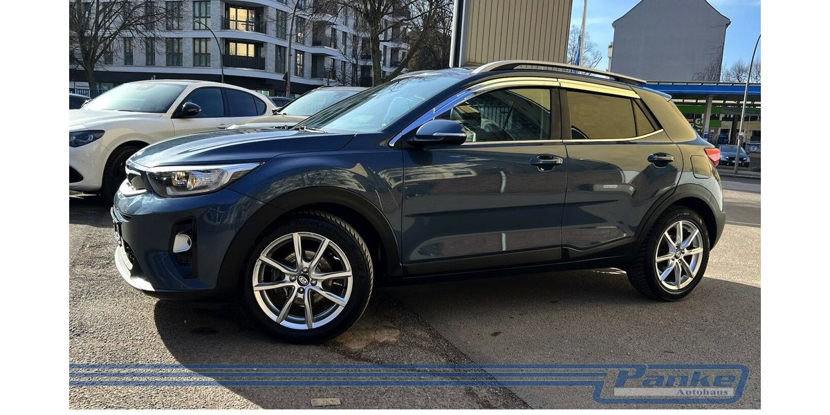 Kia Stonic Spirit 1.0*NAV*SHZ*RFK*BT*TotW*LED* 75.000 km 12.990 &euro; Berlin 13187