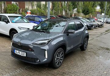 Toyota Yaris Cross 6.550 km 36.990 &euro; Berlin 13403