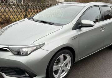 Toyota Auris 56.601 km 15.999 &euro; Berlin 10707