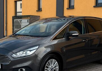 Ford S-Max 88.000 km 16.480 &euro; Berlin 13587