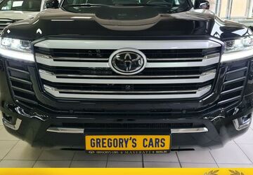 Toyota Land Cruiser 4 km 169.358 &euro; Berlin 10785