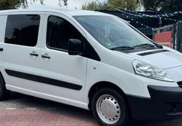 Peugeot Expert 111.761 km 6.990 &euro; BERLIN 13127