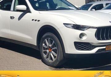 Maserati Levante 49 km 82.834 &euro; Berlin 10785
