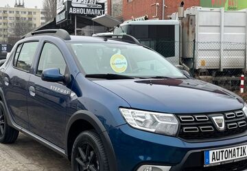 Dacia Sandero 105.000 km 8.990 &euro; Berlin 10551