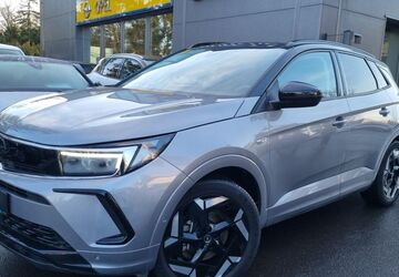 Opel Grandland (X) 8.660 km 31.980 &euro; Potsdam 14480