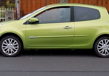 Renault Clio 140.000 km 3.000 &euro; Potsdam 14471