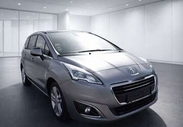 Peugeot 5008 118.223 km 12.550 &euro; Potsdam 14480