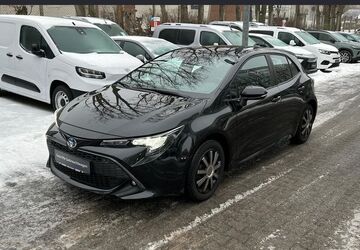 Toyota Corolla 57.601 km 22.490 &euro; Berlin 13403