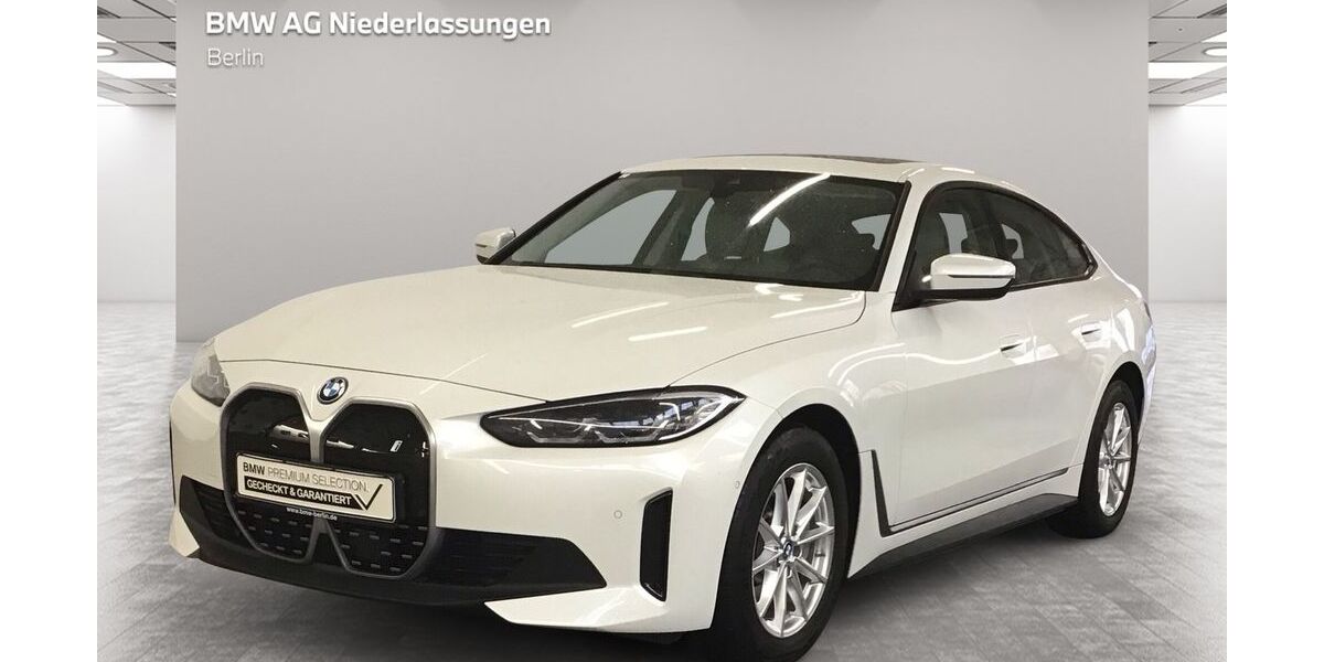 BMW i4 30.639 km 37.900 &euro; Berlin 12683