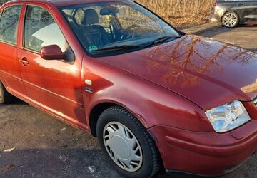 VW Bora 267.655 km 650 &euro; BERLIN 12559