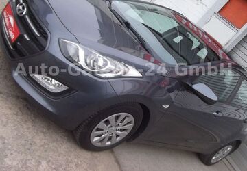 Hyundai i30 110.400 km 8.299 &euro; Berlin 12277