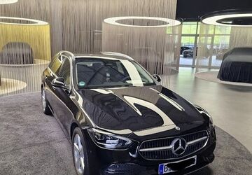 Mercedes-Benz C 300 44.500 km 36.200 &euro; Berlin 13187