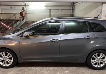 Hyundai i30 72.800 km 11.500 &euro; Berlin 13509