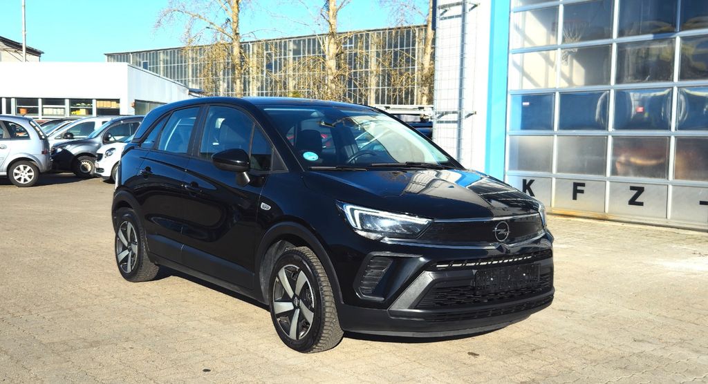 Opel Crossland (X) 99.899 km 9.500 &euro; Hennigsdorf 16761