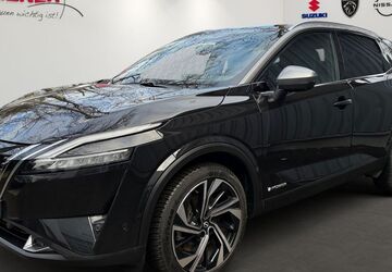 Nissan Qashqai 25.364 km 32.490 &euro; Potsdam 14482