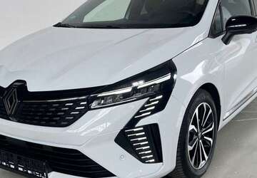 Renault Clio 22.668 km 15.900 &euro; Potsdam-Drewitz 14478