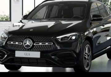 Mercedes-Benz GLA 200 9.900 km 42.250 &euro; Berlin 10587