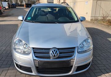 VW Golf 208.493 km 4.499 &euro; Berlin 12349