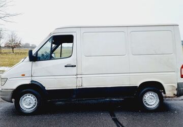 Mercedes-Benz Sprinter 164.556 km 5.000 &euro; Berlin 13629