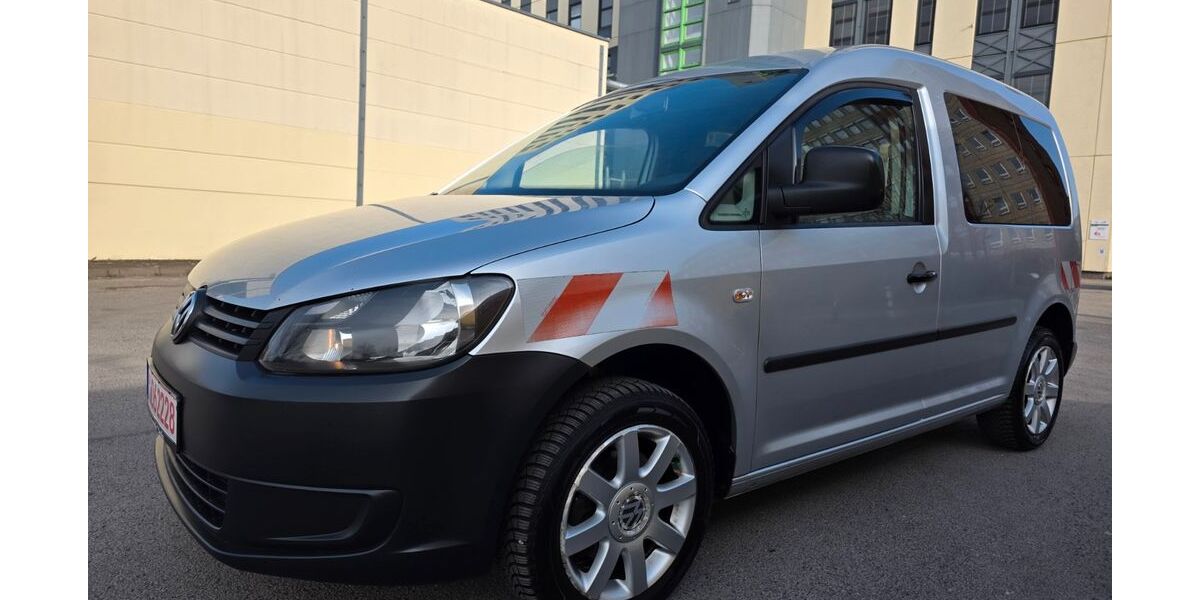 VW Caddy 331.837 km 4.680 &euro; Berlin 13055