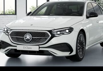 Mercedes-Benz E 300 9.900 km 71.500 &euro; Berlin 10587