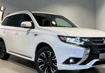 Mitsubishi Plug-in Hybrid Outlander 48.125 km 19.900 &euro; Berlin 12167