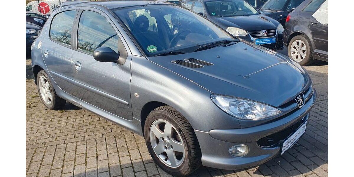 Peugeot 206 156.000 km 3.490 &euro; Berlin 12681