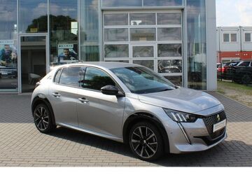 Peugeot 208 29.678 km 17.995 &euro; Potsdam 14482