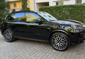 Porsche Cayenne 25.000 km 103.800 &euro; Berlin 10585
