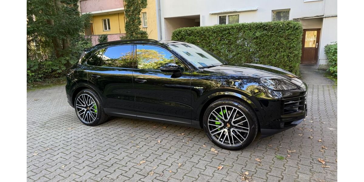 Porsche Cayenne 25.000 km 103.800 &euro; Berlin 10585