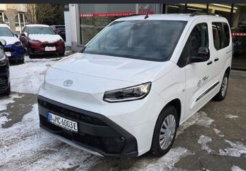 Toyota Proace City 1.245 km 43.580 &euro; Berlin 13403