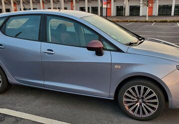 Seat Ibiza 74.717 km 7.900 &euro; Berlin 10711