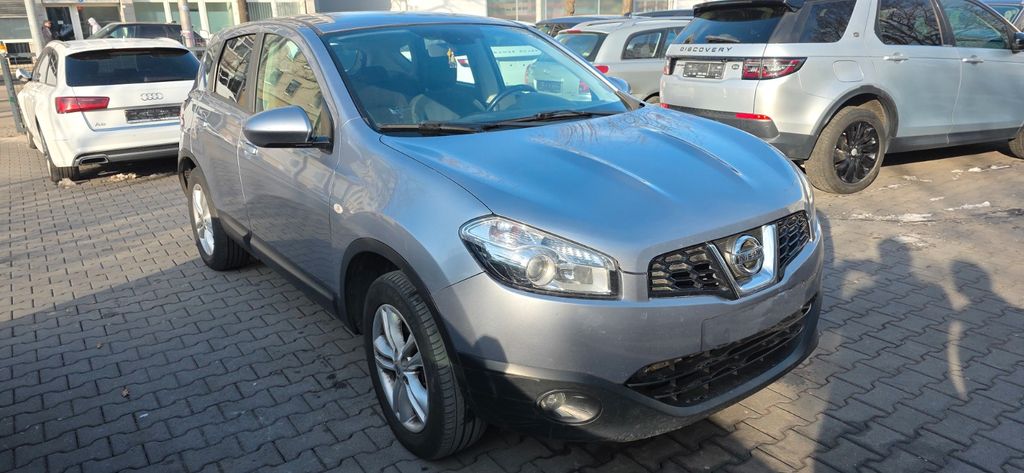 Nissan Qashqai 212.332 km 3.799 &euro; Berlin 13581