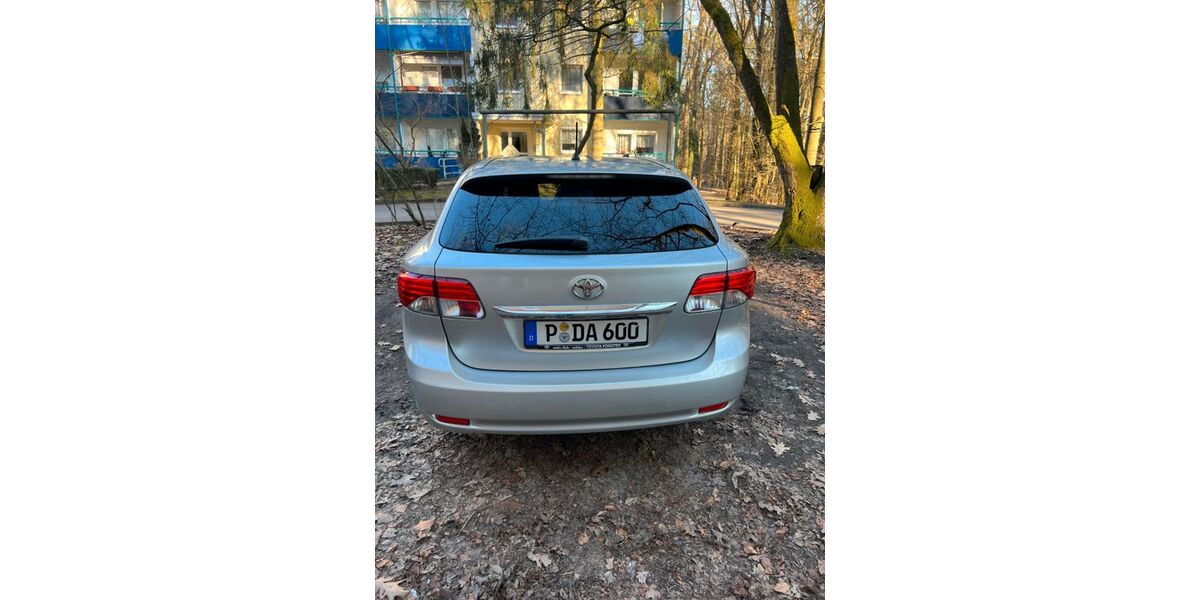 Toyota Avensis 316.000 km 4.000 &euro; potsdam 14478