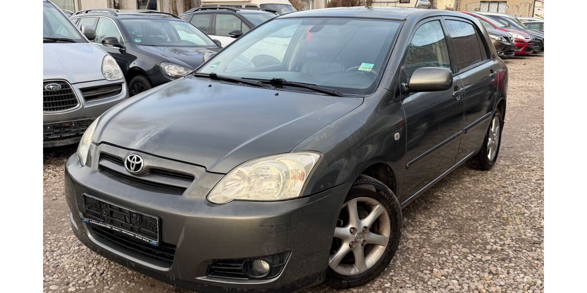Toyota Corolla 274.000 km 1.950 &euro; Berlin 10245