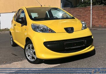 Peugeot 107 Petit Filou 3trg.*Radio/CD*AUX*LM*AllSeason* 180.827 km 1.490 &euro; Berlin 13187