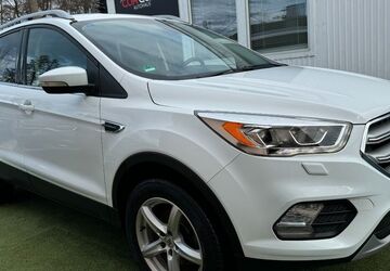 Ford Kuga 96.000 km 12.990 &euro; Falkensee bei Berlin 14612