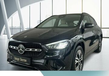 Mercedes-Benz GLA 250 17.176 km 37.961 &euro; Potsdam 14480