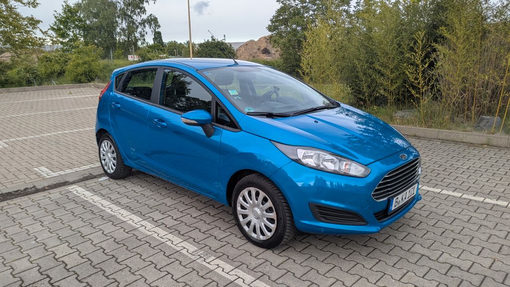 Ford Fiesta 108.000 km 5.200 &euro; Berlin 12099