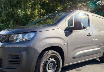 Peugeot Partner 117.000 km 8.850 &euro; Berlin 13599