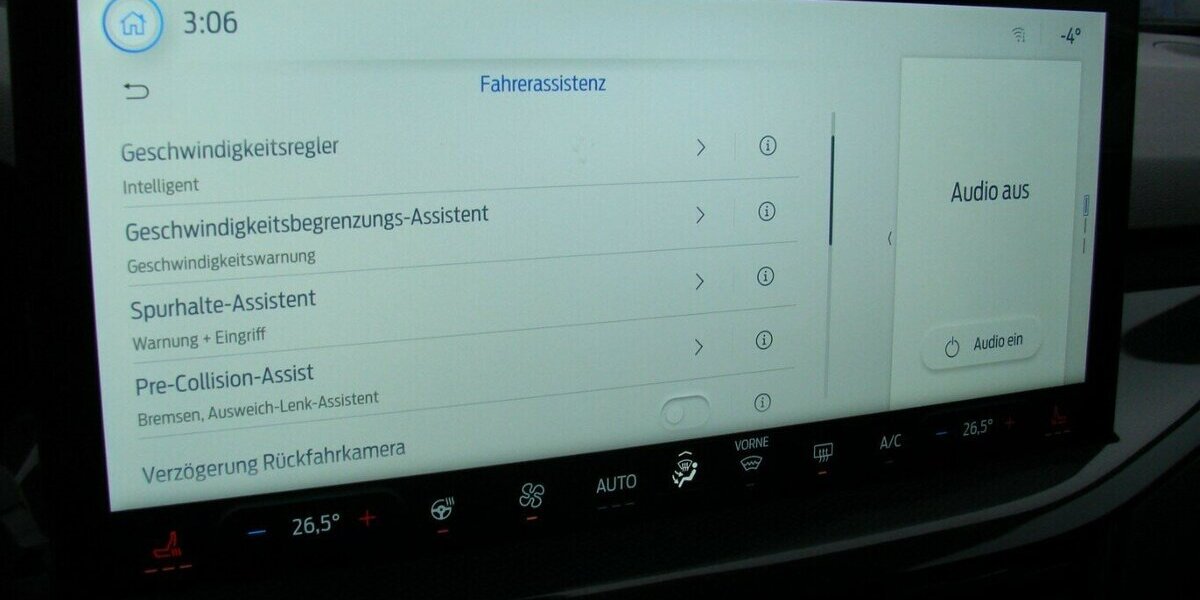 Ford Focus 1.5L TDCi ST-Line X ACC LED AHK HUD Bliss 12.043 km 25.980 &euro; Falkensee 14612