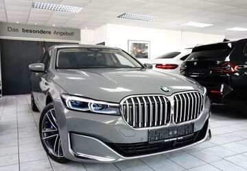 BMW 740 103.516 km 46.900 &euro; Berlin 13407