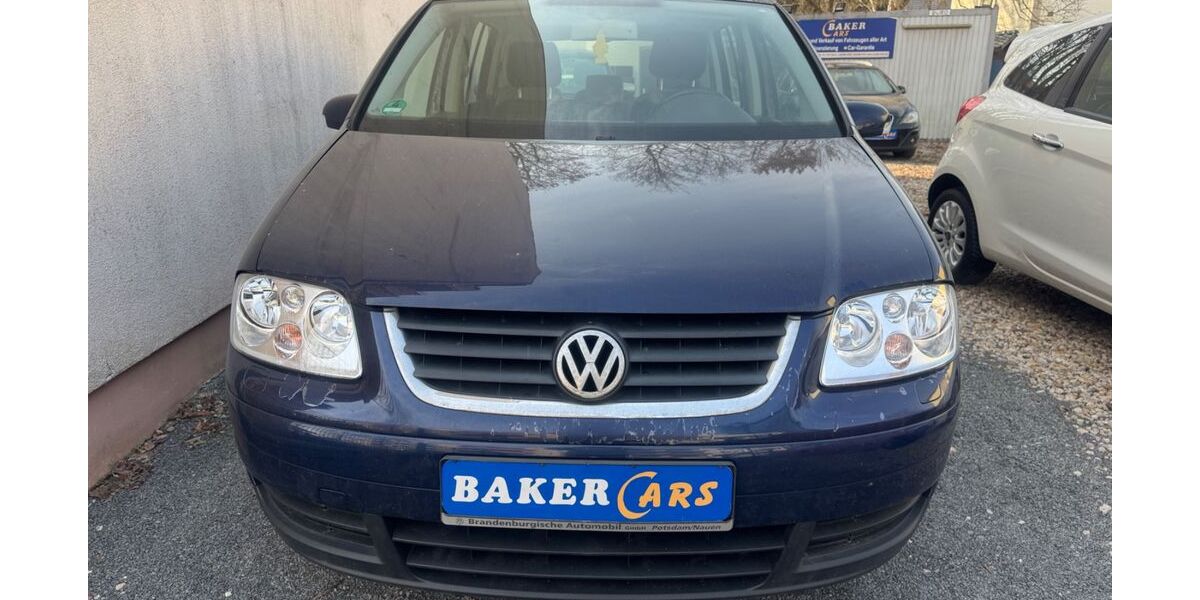 VW Touran 249.000 km 2.490 &euro; Berlin 12307