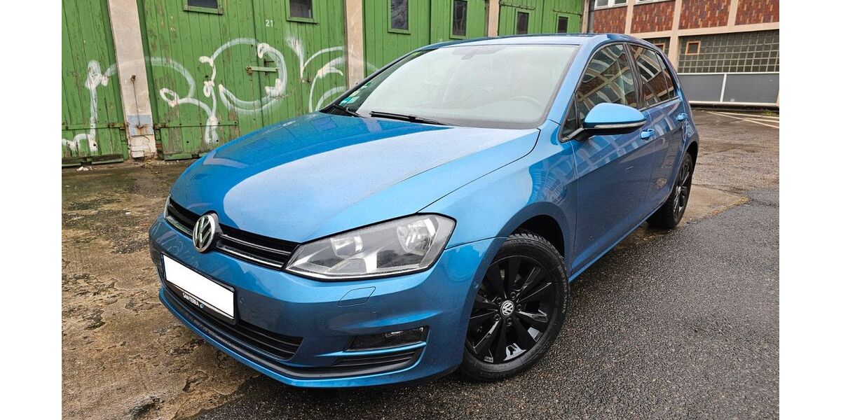 VW Golf 137.000 km 8.400 &euro; Berlin 13353