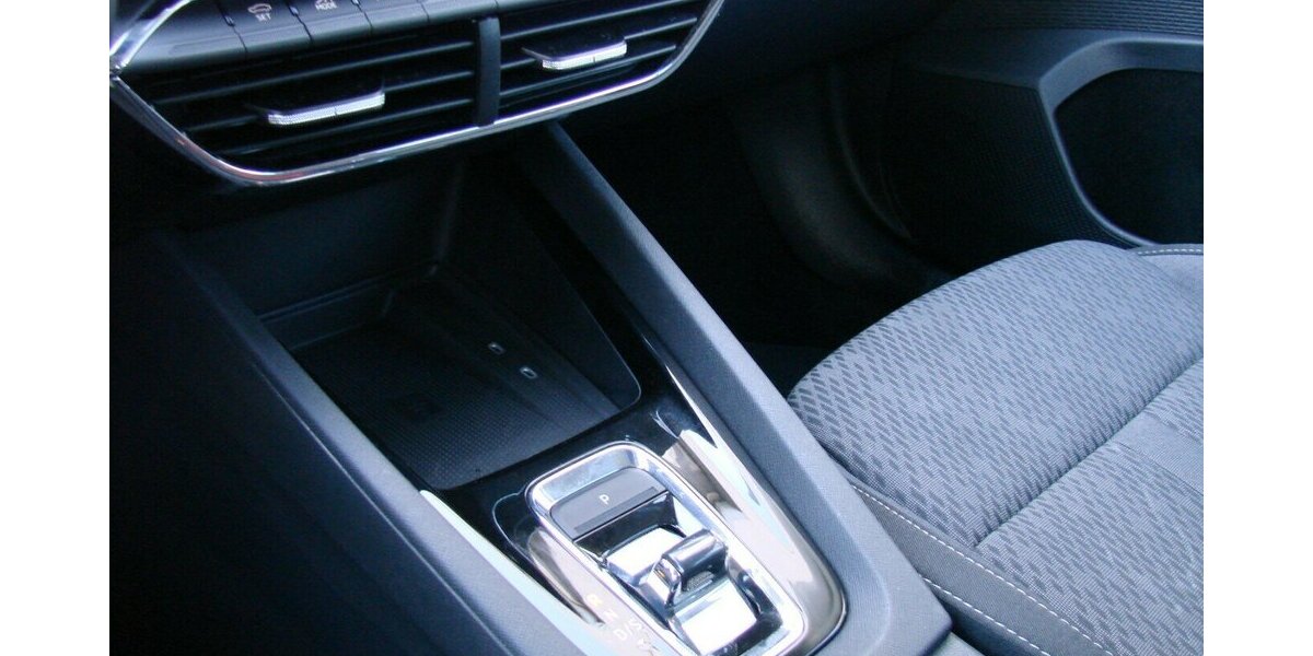 Skoda Octavia 2.0TDI Style ACC Columbus HeadUp AHK 48.103 km 27.480 &euro; Falkensee 14612