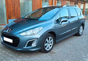 Peugeot 308 124.000 km 4.300 &euro; Berlin 10587