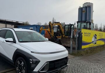 Hyundai KONA 5.437 km 25.300 &euro; Berlin 13053